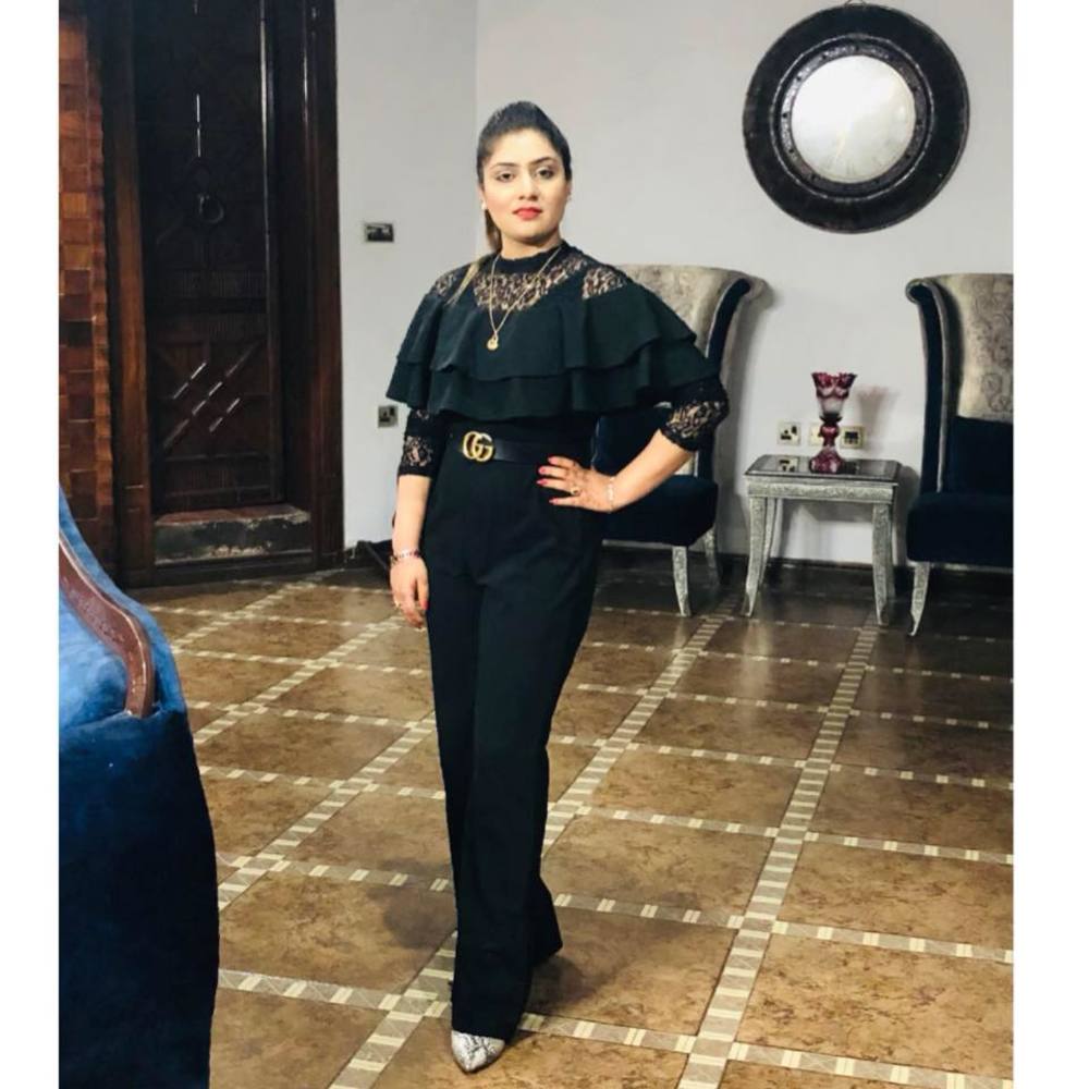 Meet your Posher, Umama